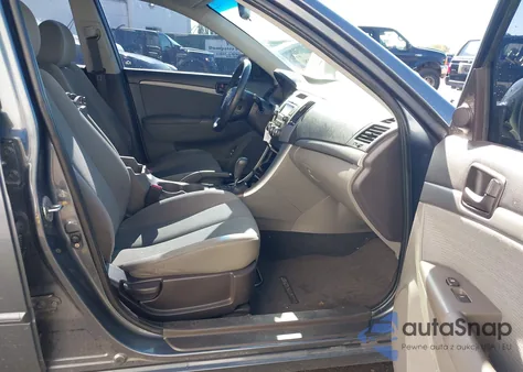 2009 Hyundai Sonata Gls z USA, uszkodzony, nr VIN 5NPET46C79H526356